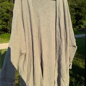 Elegant Women's Cardigan - Light Gray